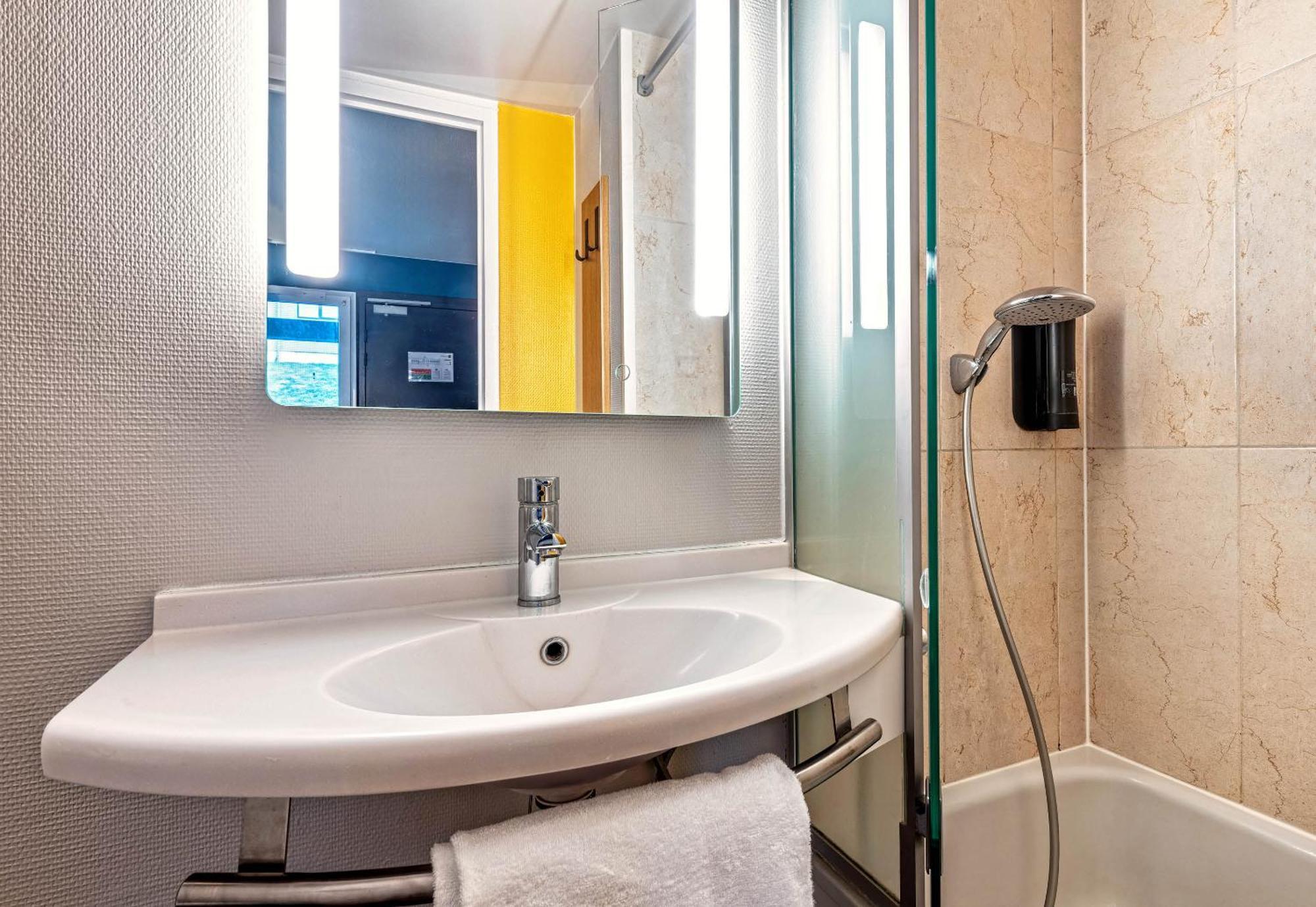B&B Hotel Quimper Nord Douarnenez Εξωτερικό φωτογραφία